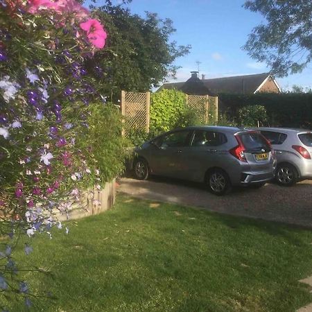 Appartement Henwick House Beautiful Flat,Private Parking, Short Walk To Town à Ludlow Extérieur photo