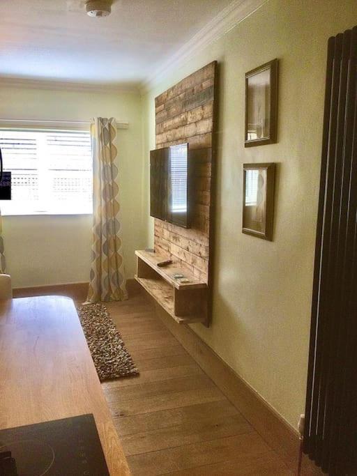 Appartement Henwick House Beautiful Flat,Private Parking, Short Walk To Town à Ludlow Extérieur photo